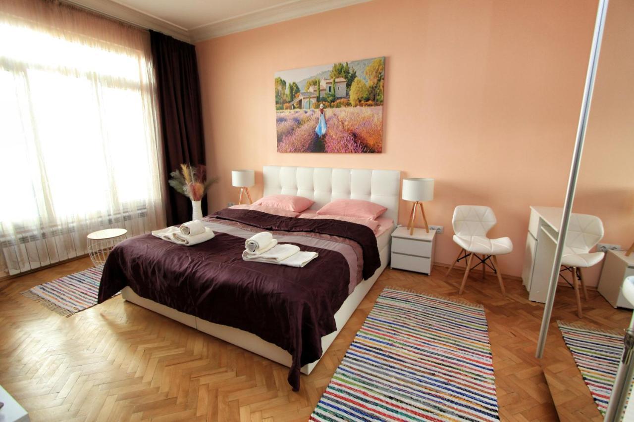 Colorful Apartment София Экстерьер фото