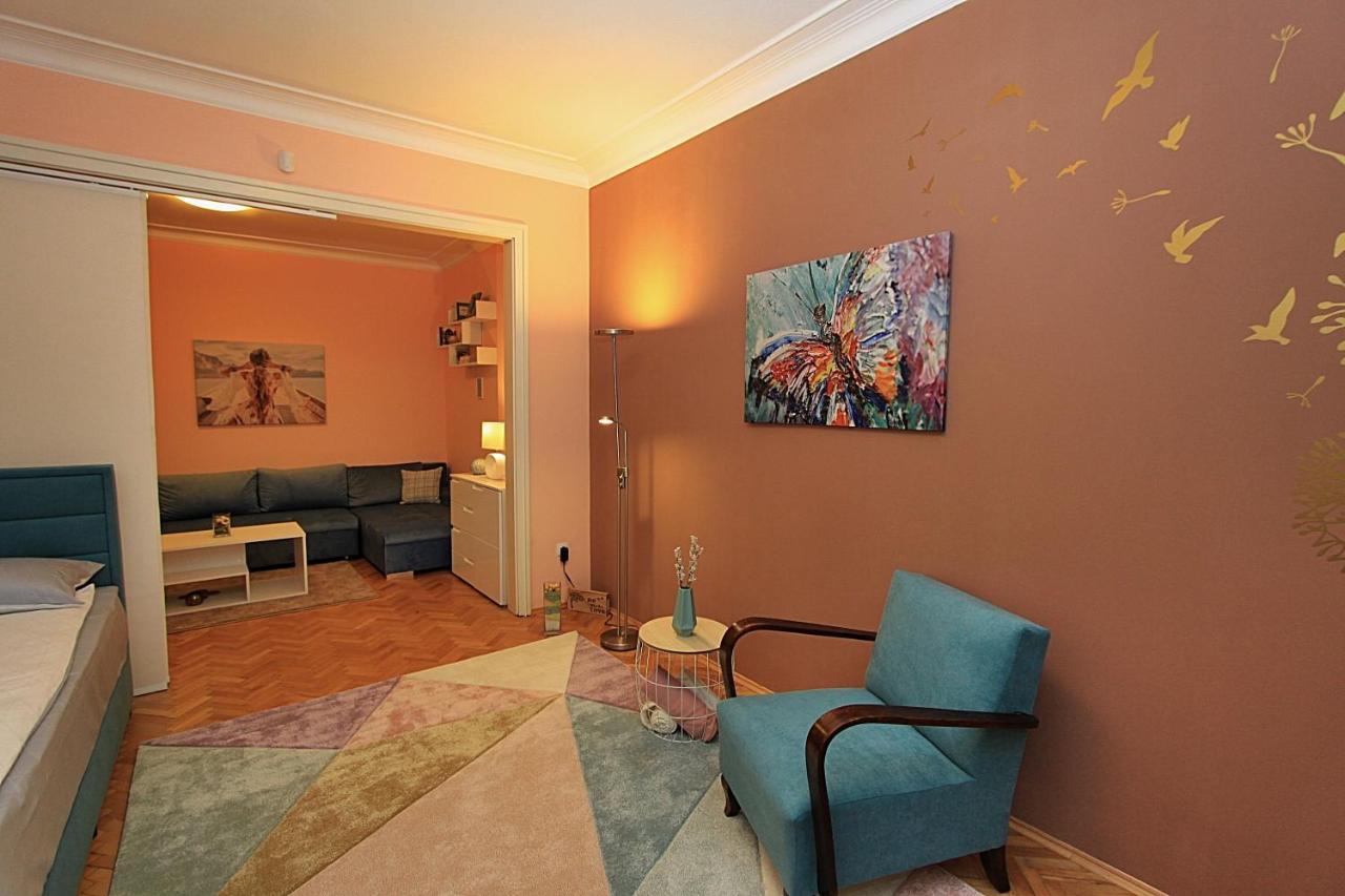 Colorful Apartment София Экстерьер фото